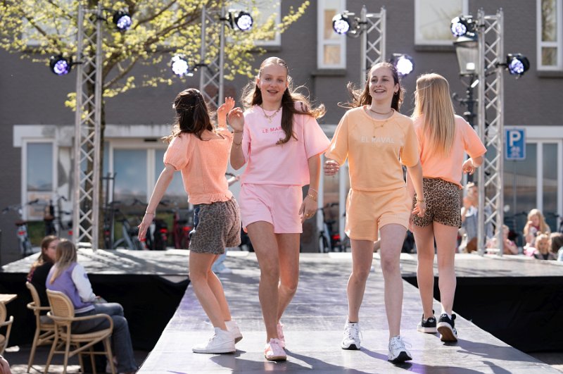 Modeshow 176_.jpg